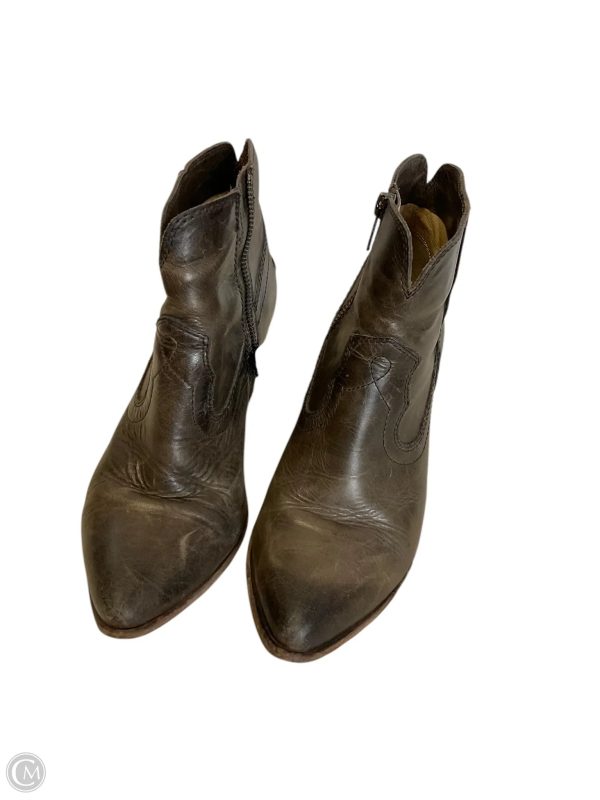 Boots Designer By Frye In Grey, Size: 7.5 Hot on Sale
