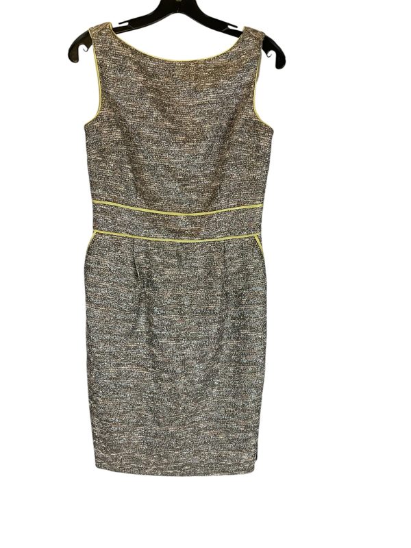Dress Designer By Badgley Mischka In Silver, Size: M Fashion